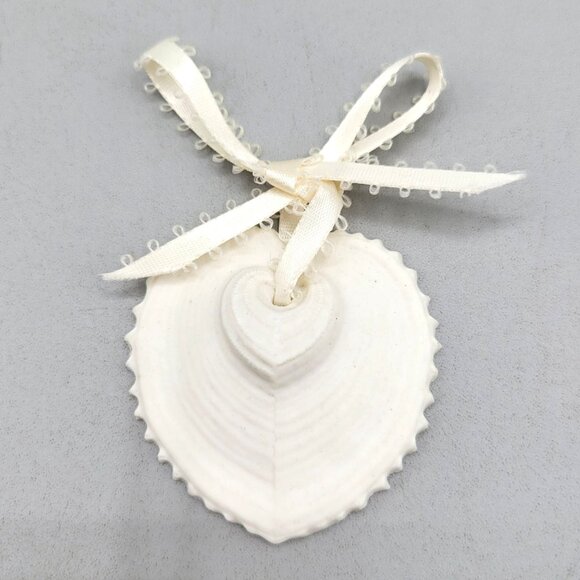 Margaret Furlong Oh Sweet Heart Heart Shaped Porcelain Bisque Ornament 1986 - Picture 1 of 3